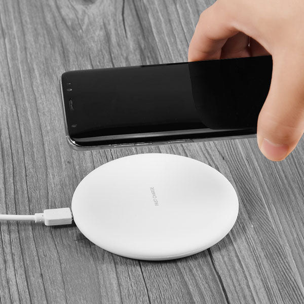 Wireless Charger Fast 7.5W and 10W Charging Pad Slim